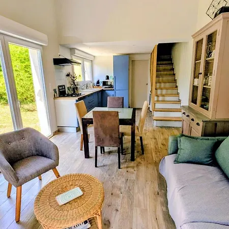Mazet A Uzes, Proche Du Haras National, Wifi Et Parking Prive Gratuit